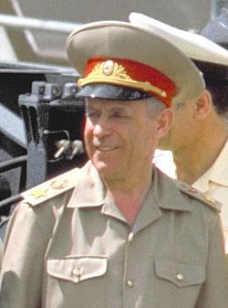 El Mariscal Akhroméiev durant una visita als Estats Units, 1988