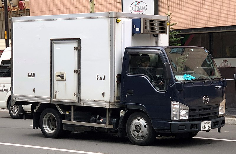 File:Mazda Titan truck in Sapporo (2).jpg