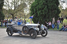 MelbourneAnzacDay2009Car1.JPG