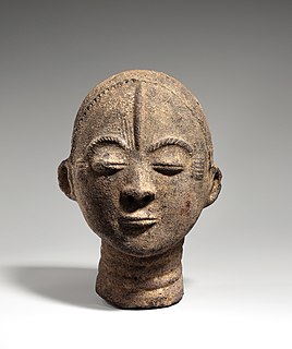 <i>Nsodie</i> Ceramics-sculpture highlighted in The MET collection