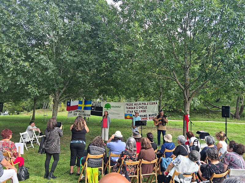 File:Memory ceremony in Sweden for victims 50 years after the military coup in Chile.jpg