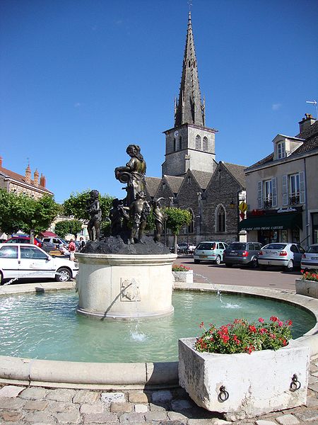 File:Meursault, (Côte-d'Or, Fr) fontaine.JPG