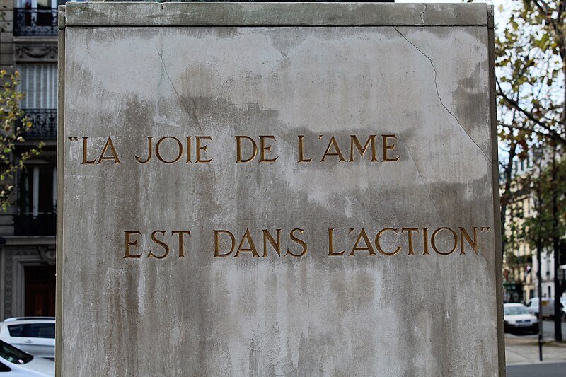 File:Monument Lyautey Paris 9.jpg