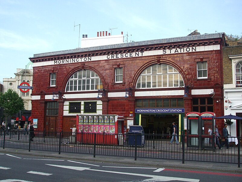 File:Mornington Crescent stn building.JPG