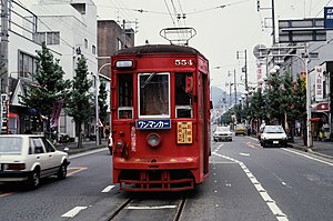 在晩年的長良北町站(1987年) 右邊白線內的範圍是乘車處