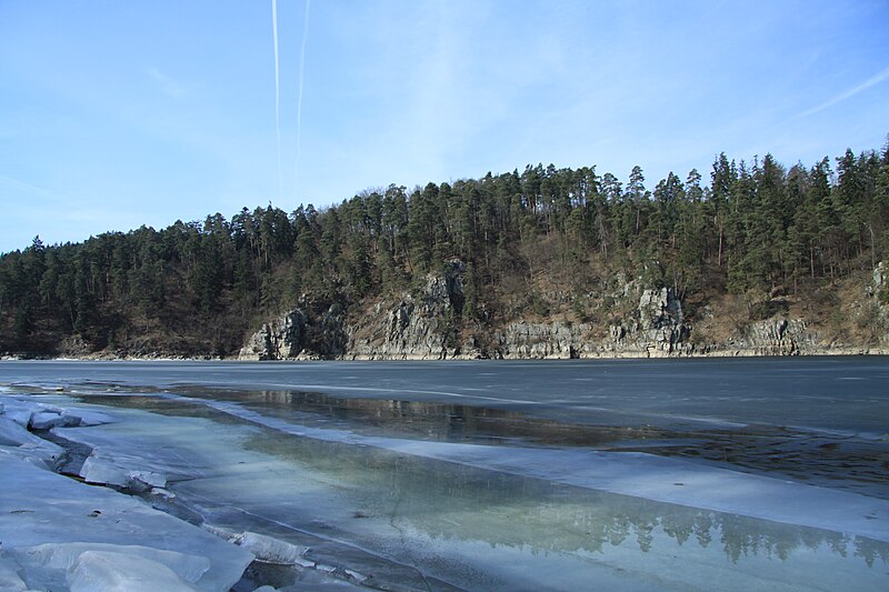 File:Natural monument Kopaniny in winter 2010-11 (2).JPG