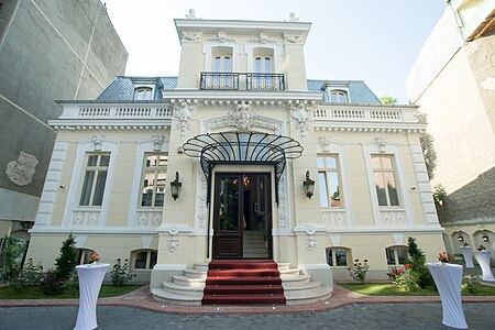 Noblesse Palace