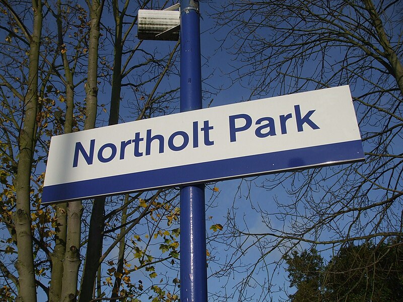 File:Northolt Park stn signage.JPG