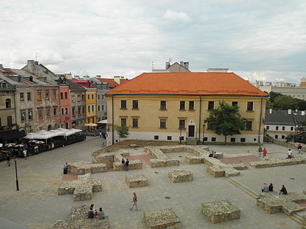 Po Farze square in the Old Town