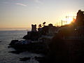 Italiano: La passeggiata di Nervi al tramonto. Al centro della foto la torre Gropallo.