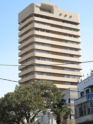 איך מגיעים באמצעות תחבורה ציבורית  לבית ז'בוטינסקי? - מידע על המקום