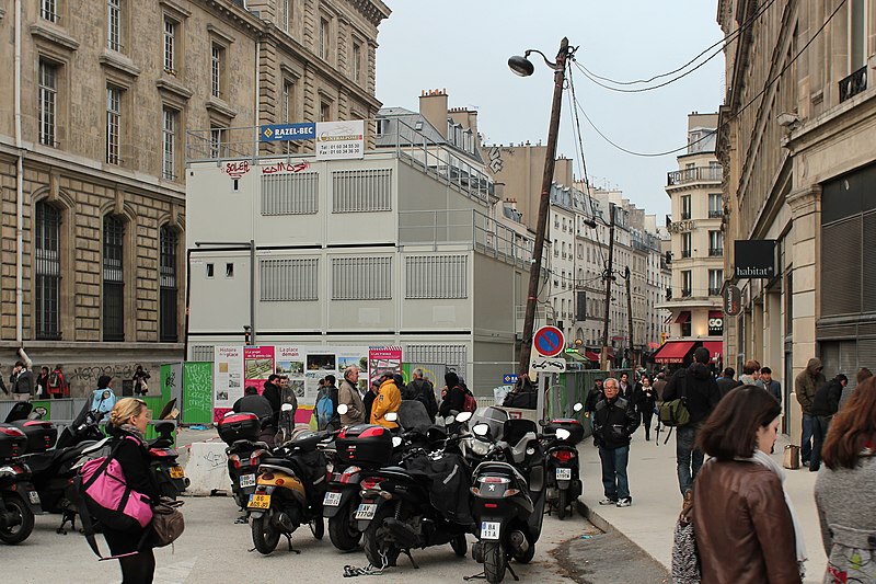 File:Place de la République (Paris), réaménagement, 2012-04-05 35.jpg