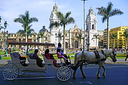 Plaza de Armas, Lima.jpg
