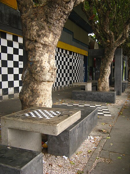 File:Plaza del Ajedrez, Talca.jpg