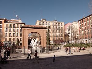 Plaza del Dos de Mayo, Madrid.jpg