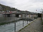 Charles De Gaulle-broen i Dinant.jpg
