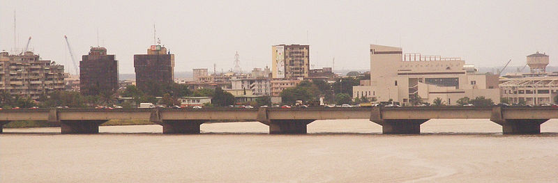 File:Pont de Gaulle et Treichville, Abidjan.jpg