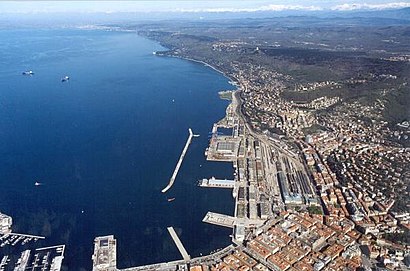 How to get to Porto Di Trieste with public transit - About the place