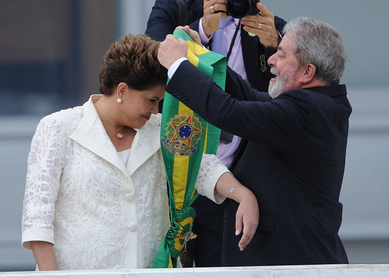 File:Posse Dilma 2010 8.jpg