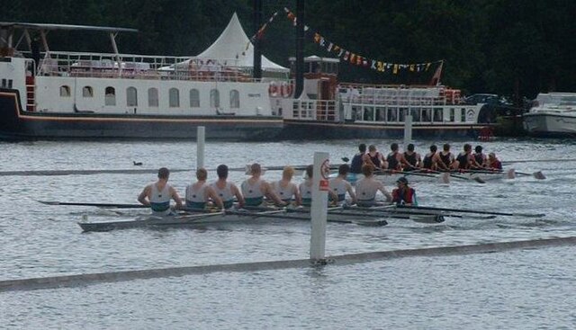 Two crews racing in the Temple Challenge Cup at Henley in 2003