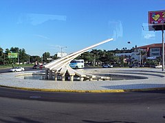 ROTONDA PLAZA INTER, MANAGUA- NICARAGUA. - panoramio.jpg