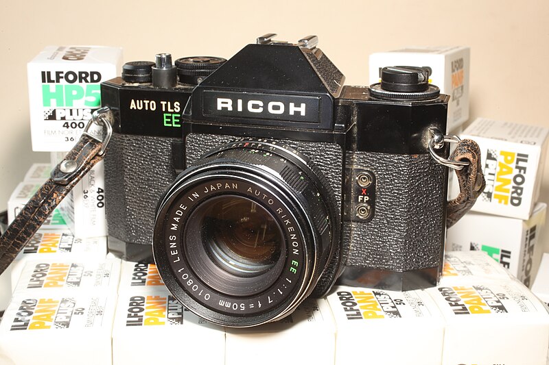 File:Ricoh Auto TLS EE & Rikenon EE 1.7 50 mm lens made in Japan (8397178215).jpg