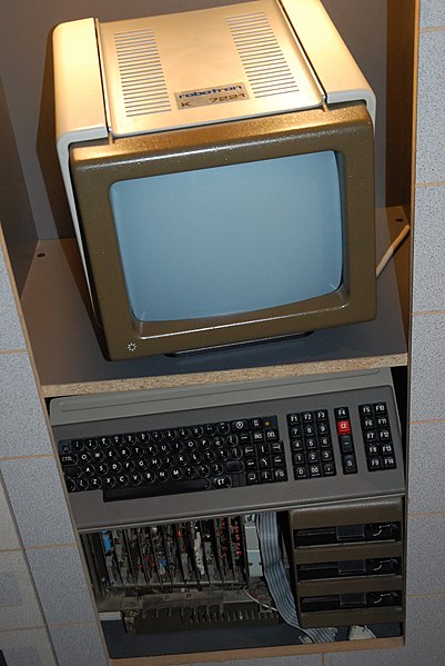 File:Robotron K 7221 (5108353107).jpg