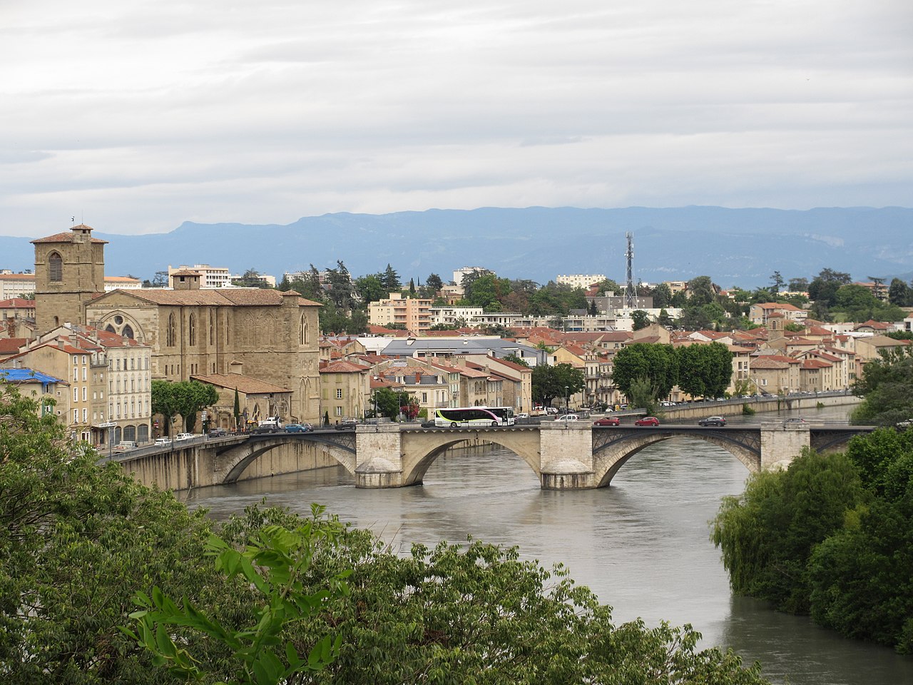 Drôme (département) 1280px-Romansvg