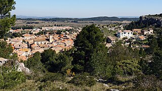 Le village vu du col de Naut.