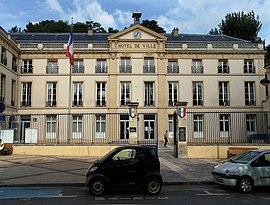 The city hall of Sèvres