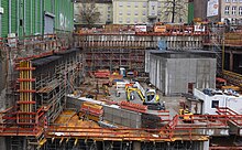 Bauarbeiten am Südkopf des Hauptbahnhofs, mit zukünftigen Entrauchungsbauwerk (Januar 2019)