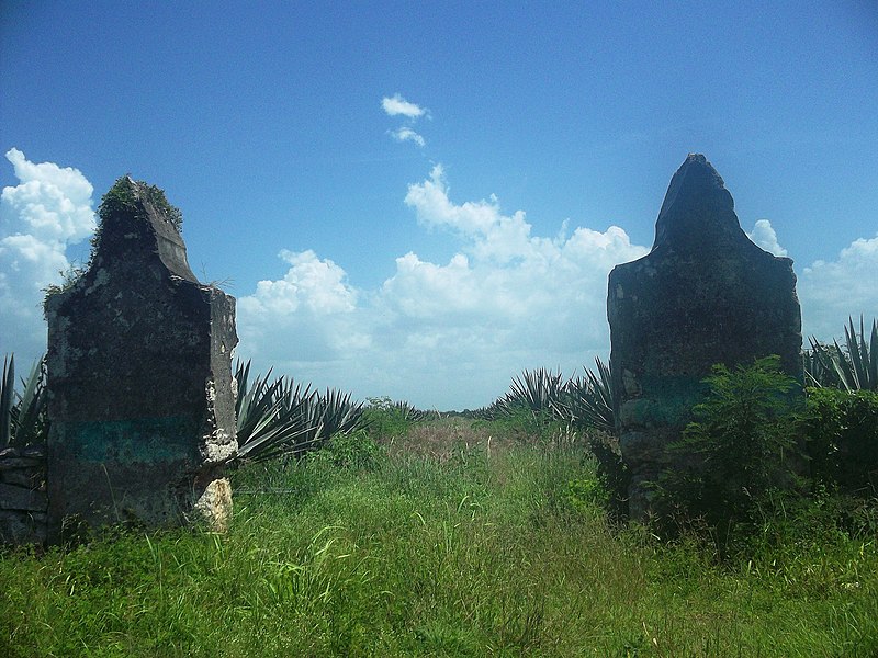 File:San Eduardo (Dzemul), Yucatán (05).jpg