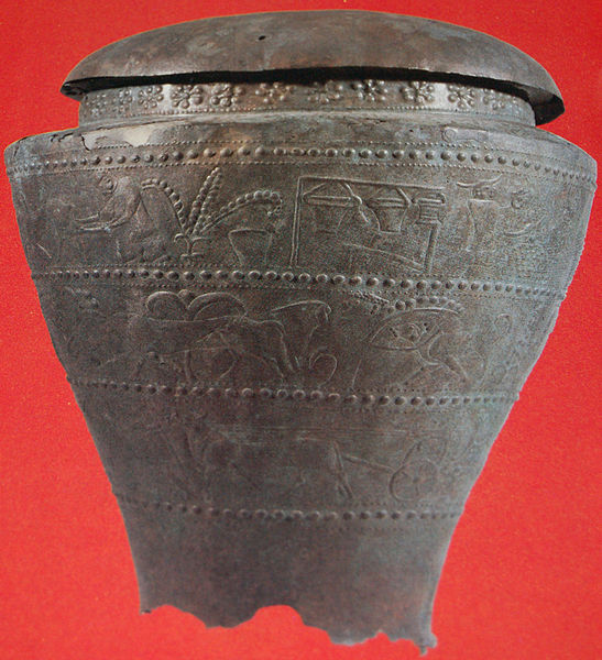 File:Situla veneta.jpg