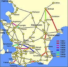 1900 - 1910. Kompletteringslinjer och nysatsningar kännetecknar perioden efter förra decenniets bolagsfusioner och bildandet av järnvägsbolagskonglomerat. Nu är järnvägsnätet som störst i Skåne.