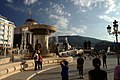 Čeština: Náměstí Filipa II. ve Skopje, v historické části města. V pozadí je vrch Vodno English: Filip II. Square in Skopje, the Vodno hill is in the distance Српски / srpski: Trg Filipa II. u Skoplju sa brdom Vodno u pozadini