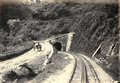 Terowongan kereta api di Lembah Anai, sekitar tahun 1880.