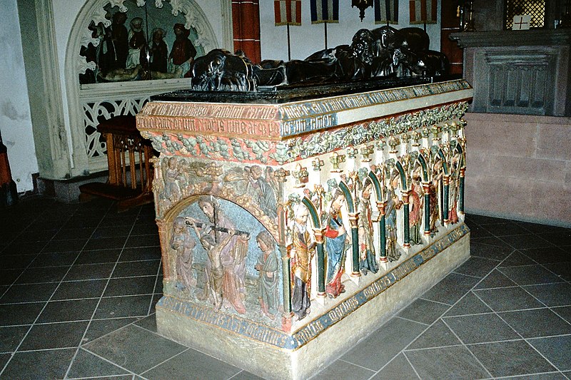 File:St. Wendel, Grab des heiligen Wendelin.jpg