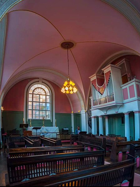 File:St Hugh's College Oxford Chapel.jpg