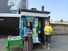 "Green Yes" activists in Edinburgh campaigning for independence, 2014 Tardis (15205152331).jpg