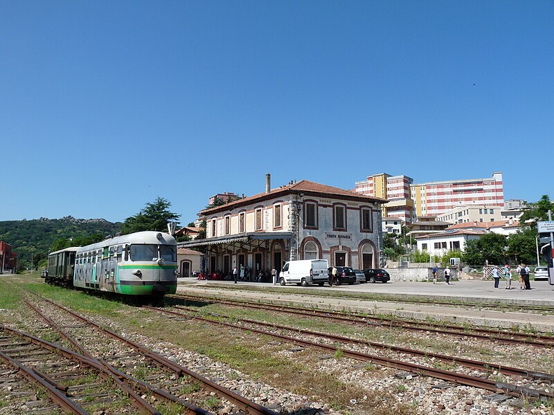 File:Tempio Pausania station 2018 2.jpg