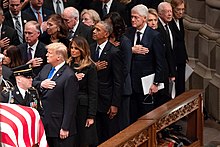 George HW Bush temetésének kísérője.
