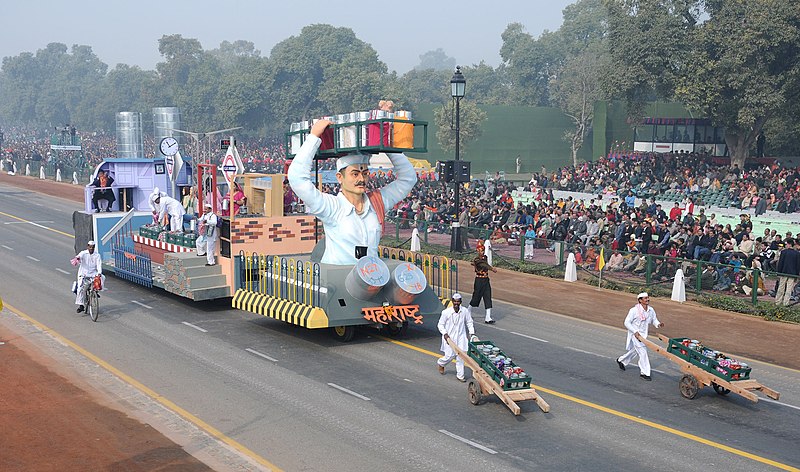 File:The tableau of Maharashtra passes through the Rajpath during the full dress rehearsal for the Republic Day Parade-2010, in New Delhi on January 23, 2010 (1).jpg