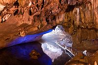 Topi Pigula: Vietnamská jeskyně, 2012