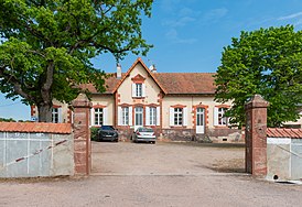 Town hall of Liernolles (1).jpg