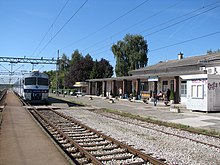 Railway station Train Station Dugo Selo.JPG