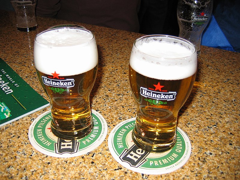 File:Two glasses of Heineken Pilsener.jpg