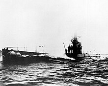 USS R-25 (SS-102).jpg