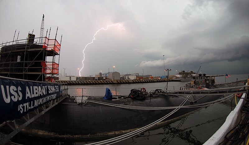 File:US Navy 090609-N-7705S-177 Lightning strikes behind the Los Angeles-class attack submarine USS Albany (SSN 753) as severe weather moves over Naval Station Norfolk.jpg