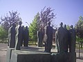 Estatua en campus Talca UTAL