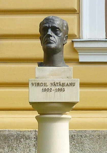 File:Virgil Vatasianu (bust).jpg